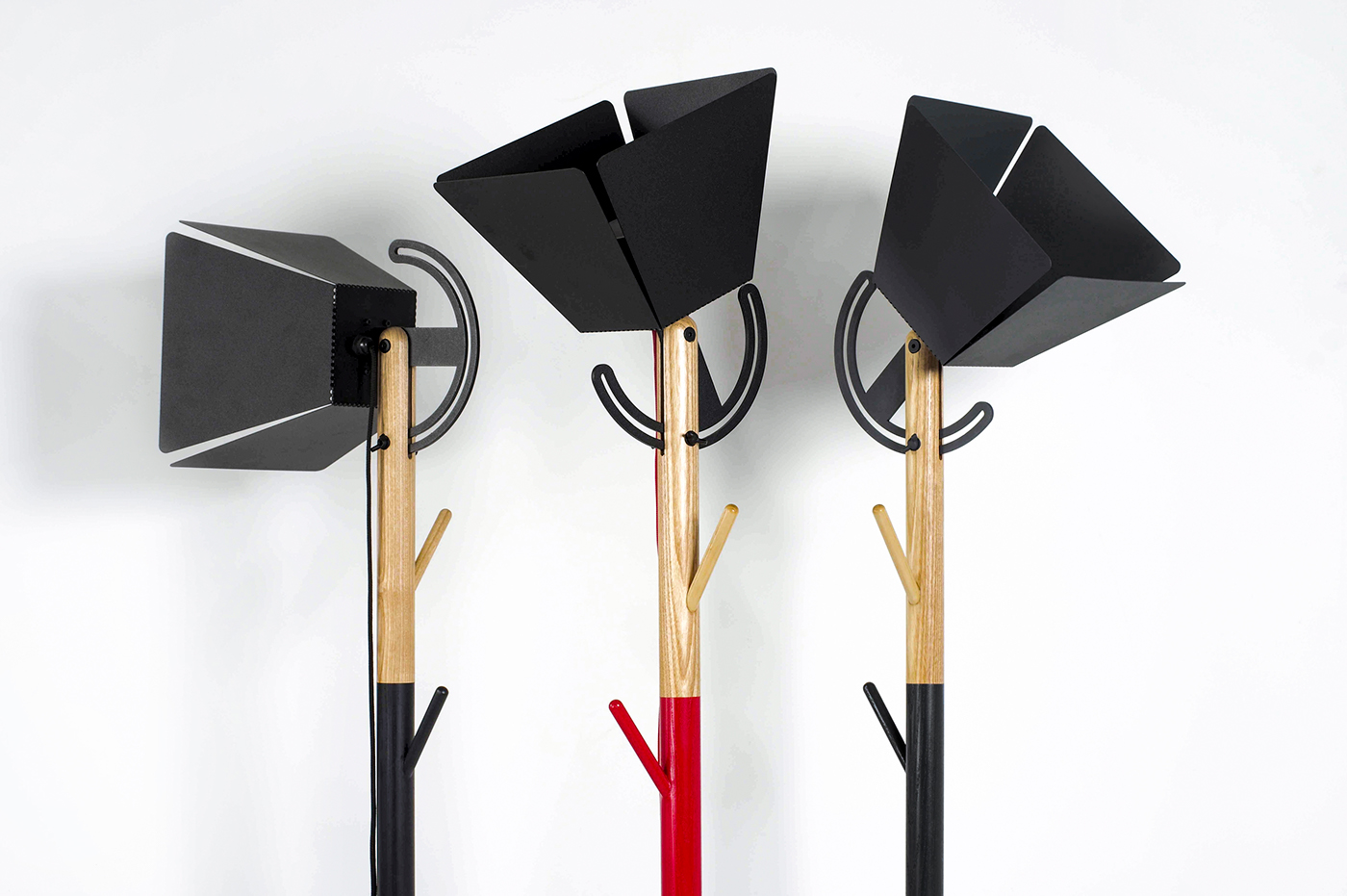 Black design，blackwork，lamps and lanterns，Home appliance design，industrial design，personality，rise，